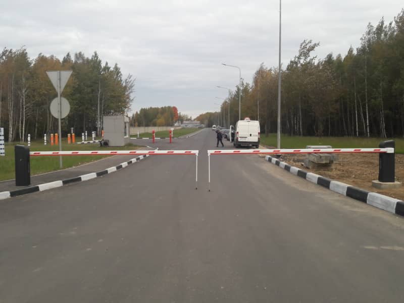 Шлагбаум DoorHan в Лобне с установкой