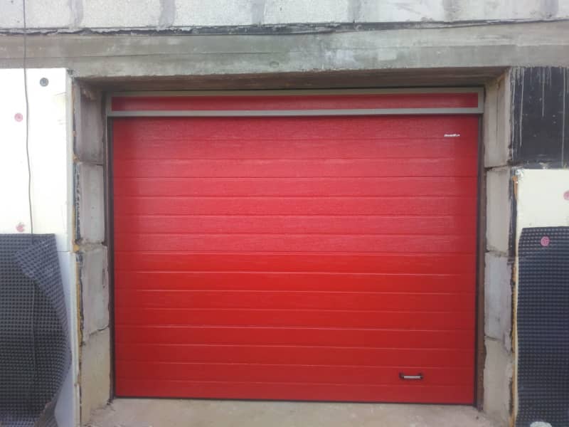 Секционные ворота DoorHan в Лобне с установкой